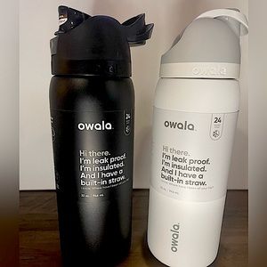 Owala  32 oz stainless steel water bottle bundle: black and white